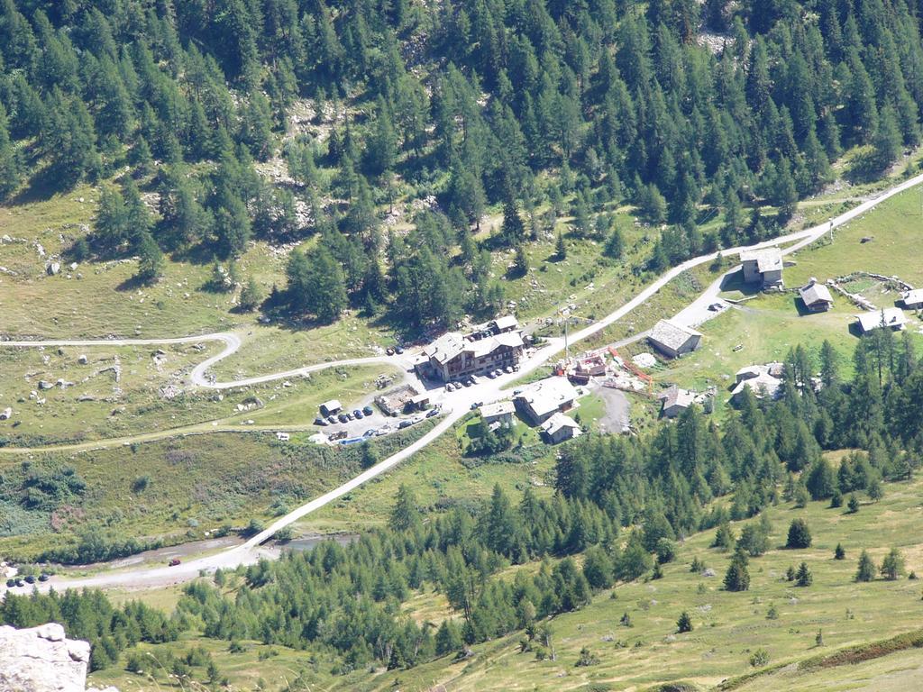 Baita La Jolie Bergere La Salle Exterior foto